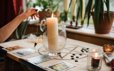 9 Helpful Meanings For The 10 of Cups Tarot Card